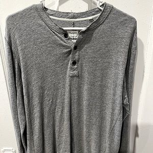 Rag and Bone Men’s standard issue henley